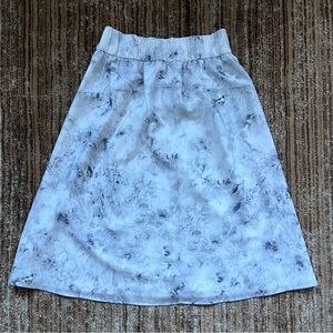 💥LIKE NEW💥 Lululemon Skirt - SZ 6